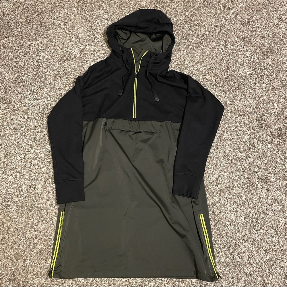 Athleta Black and Olive Hooded Sweater